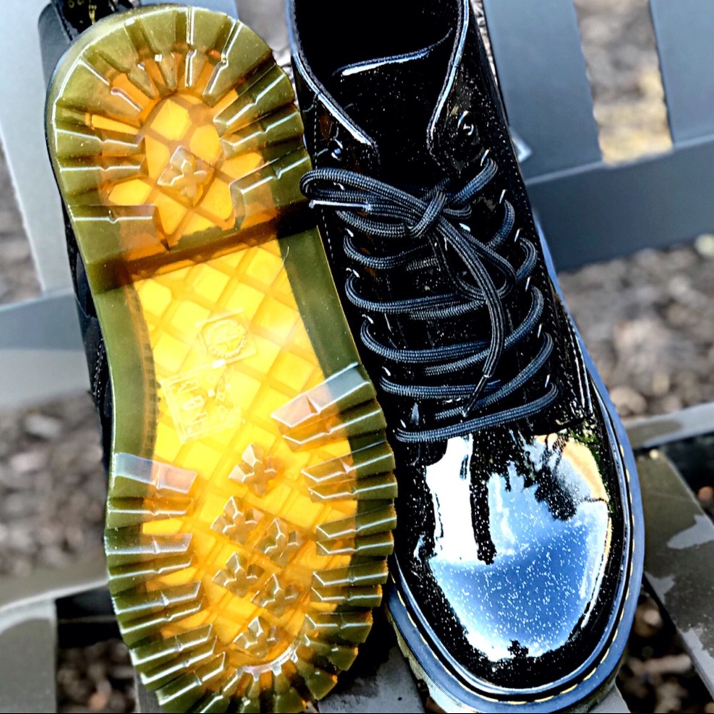 1 Left 5 Star NWT Dr. Martens Glitter Patent Black - Picture 5 of 8